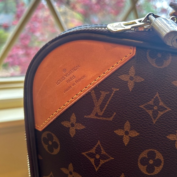 ❤️Louis Vuitton Pegase 70 Suitcase❤️Authentic & Wonderful! ❤️❤️❤️🥰 - Picture 7 of 16